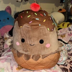Marta the chocolate ice cream squishmallow NWT